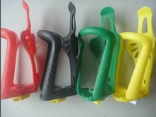 東莞市虎門(mén)海量自行車(chē)配件廠供應(yīng)可調(diào)式水壺架，專(zhuān)注品質(zhì)與創(chuàng)新